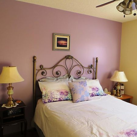 Wild Rose Bed & Breakfast Saskatoon Eksteriør bilde